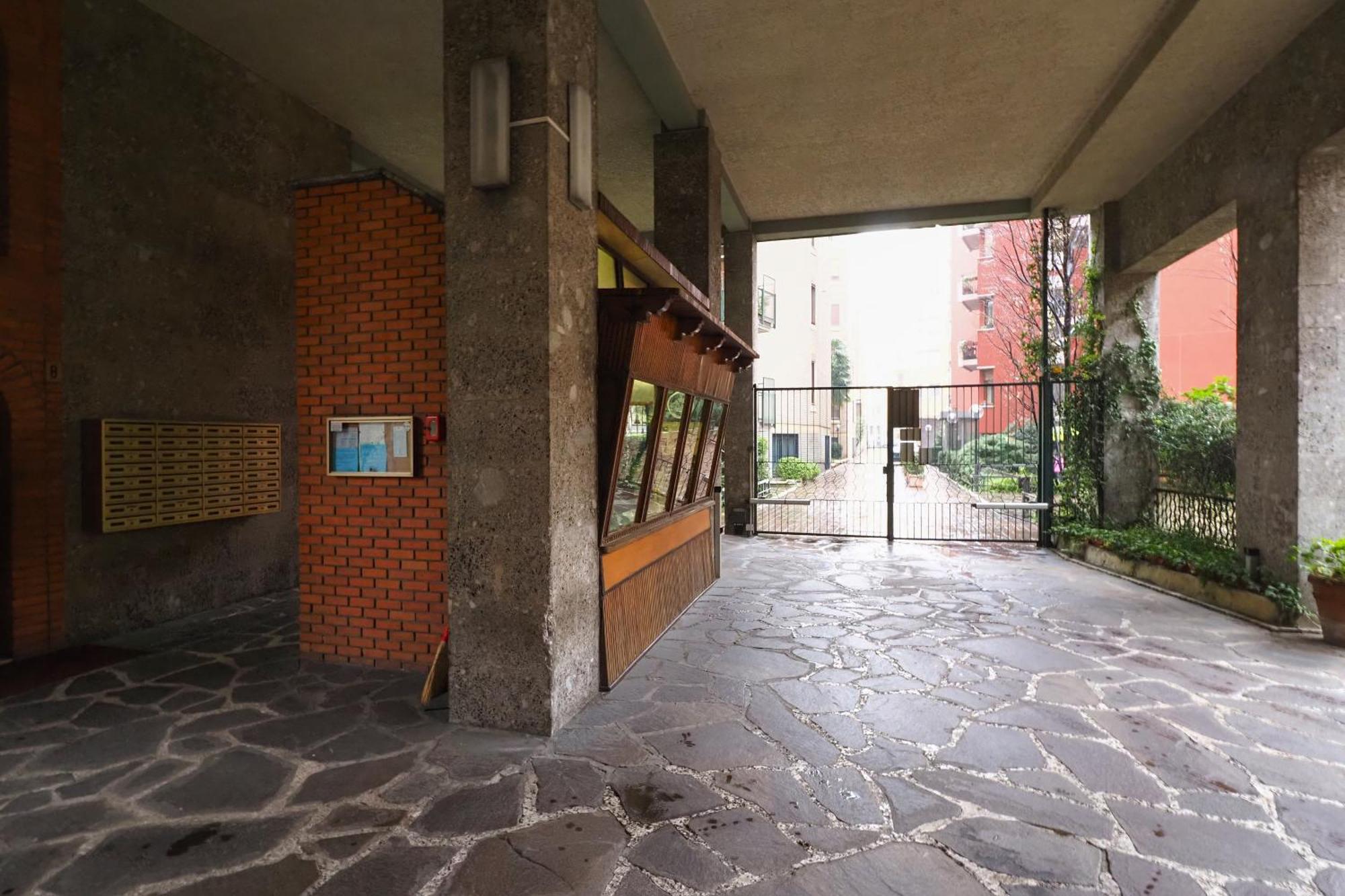 Primopiano - Beato Angelico Apartment Milan Bagian luar foto